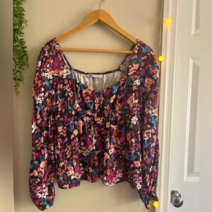 Floral print flowy long sleeve